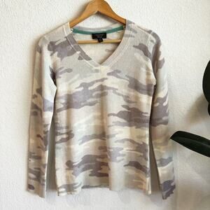 Charter Club Womens 100% Cashmere Sweater Small Camo Print V-Neck Pull-Over